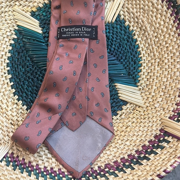 light pink base Christian Dior Tie - Picture 2 of 3
